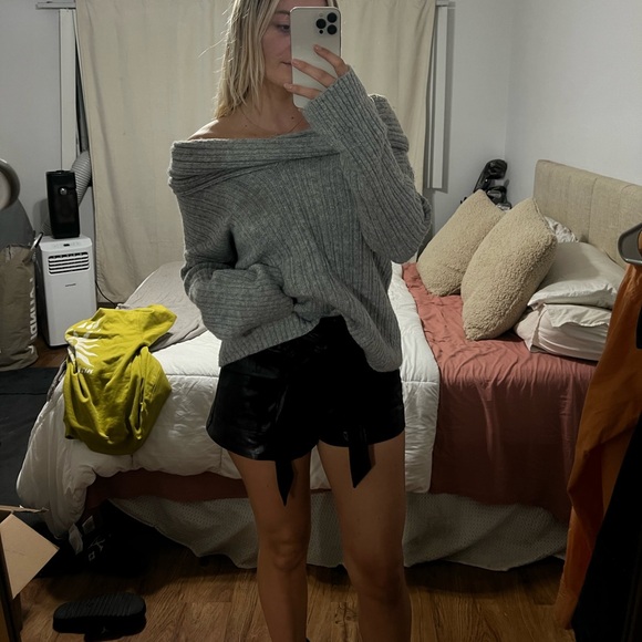 SILENT leather shorts - Picture 4 of 15